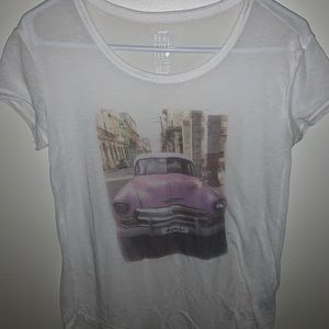 Distressed graphic t
